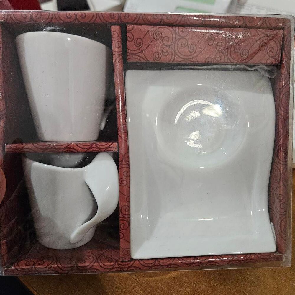 D'Lusso New Wave Caffe Set Of 2 Espresso Cups And Saucers Porcelain